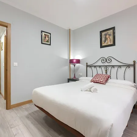 Vivienda Turistica Centrica Y Con Estilo En El Encantador Barrio La Cruz *