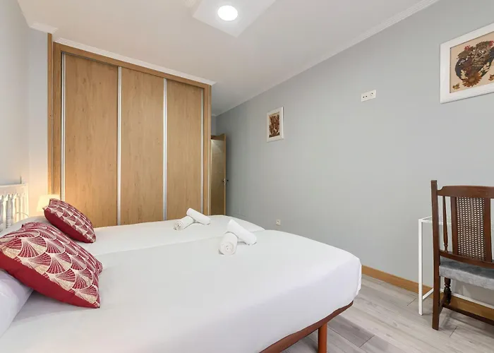 Vivienda Turistica Centrica Y Con Estilo En El Encantador Barrio La Cruz Apartman