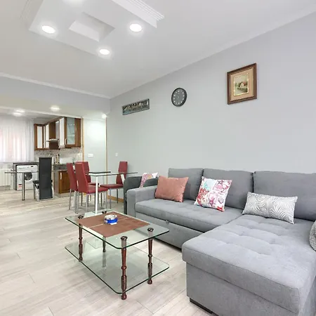 Vivienda Turistica Centrica Y Con Estilo En El Encantador Barrio La Cruz