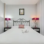 Apartment Vivienda Turistica Centrica Y Con Estilo En El Encantador Barrio La Cruz Bilbao
