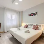 Vivienda Turistica Centrica Y Con Estilo En El Encantador Barrio La Cruz *